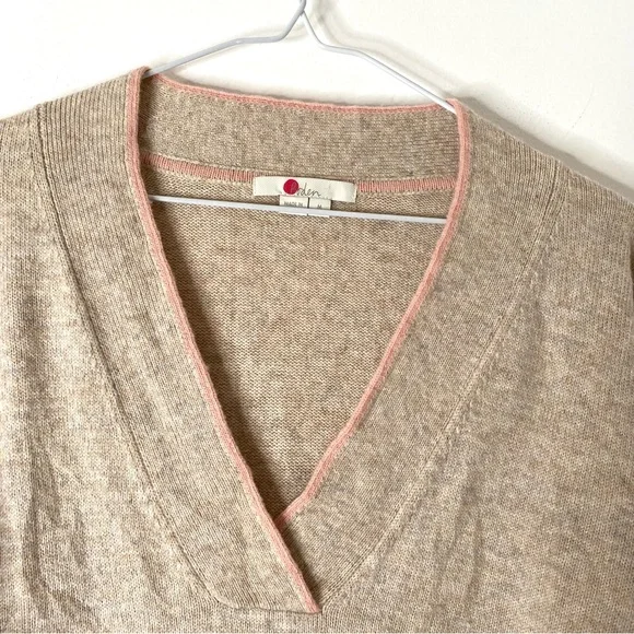 Boden Tan V-Neck Sweater - Picture 2 of 8